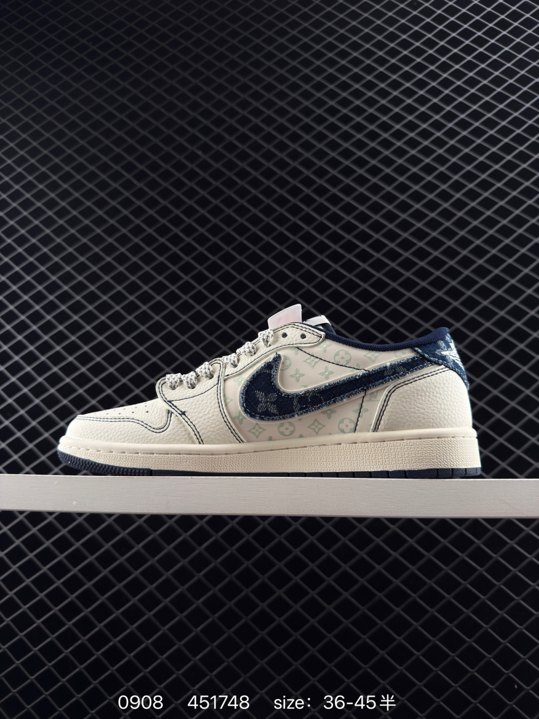 Air Jordan 1 Low supreme